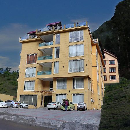 Manila Heights Hotel Naran Exterior foto